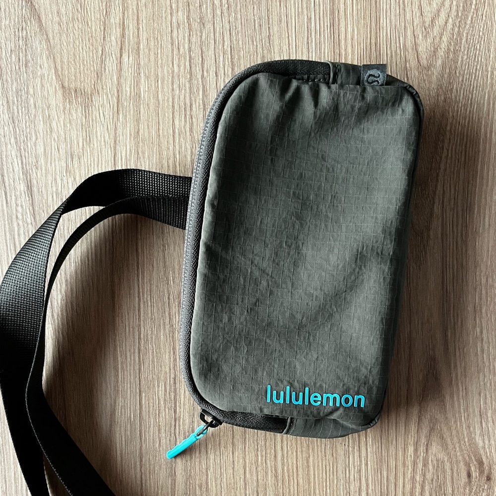 Lululemon Mini Belt Bag